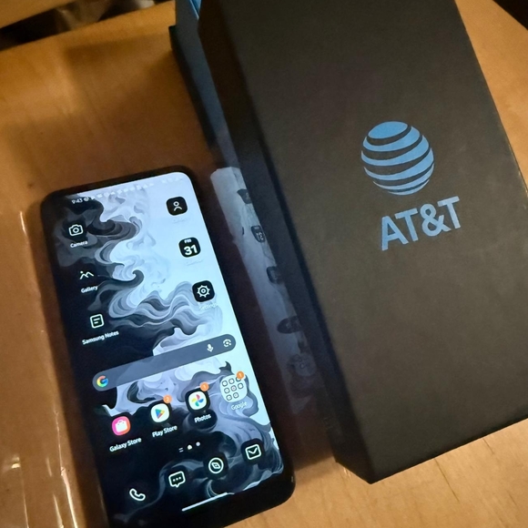 Samsung Galaxy A11 - Unlocked Brand New Box & Charger Included